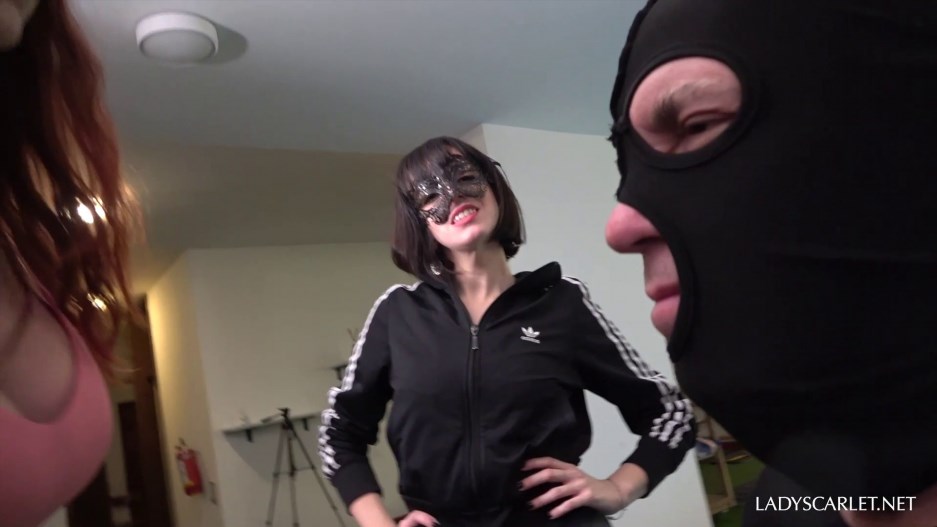 Italian Lady Scarlet, Gea Domina and Cleo Domina in clip Slaps In The Swimming Pool